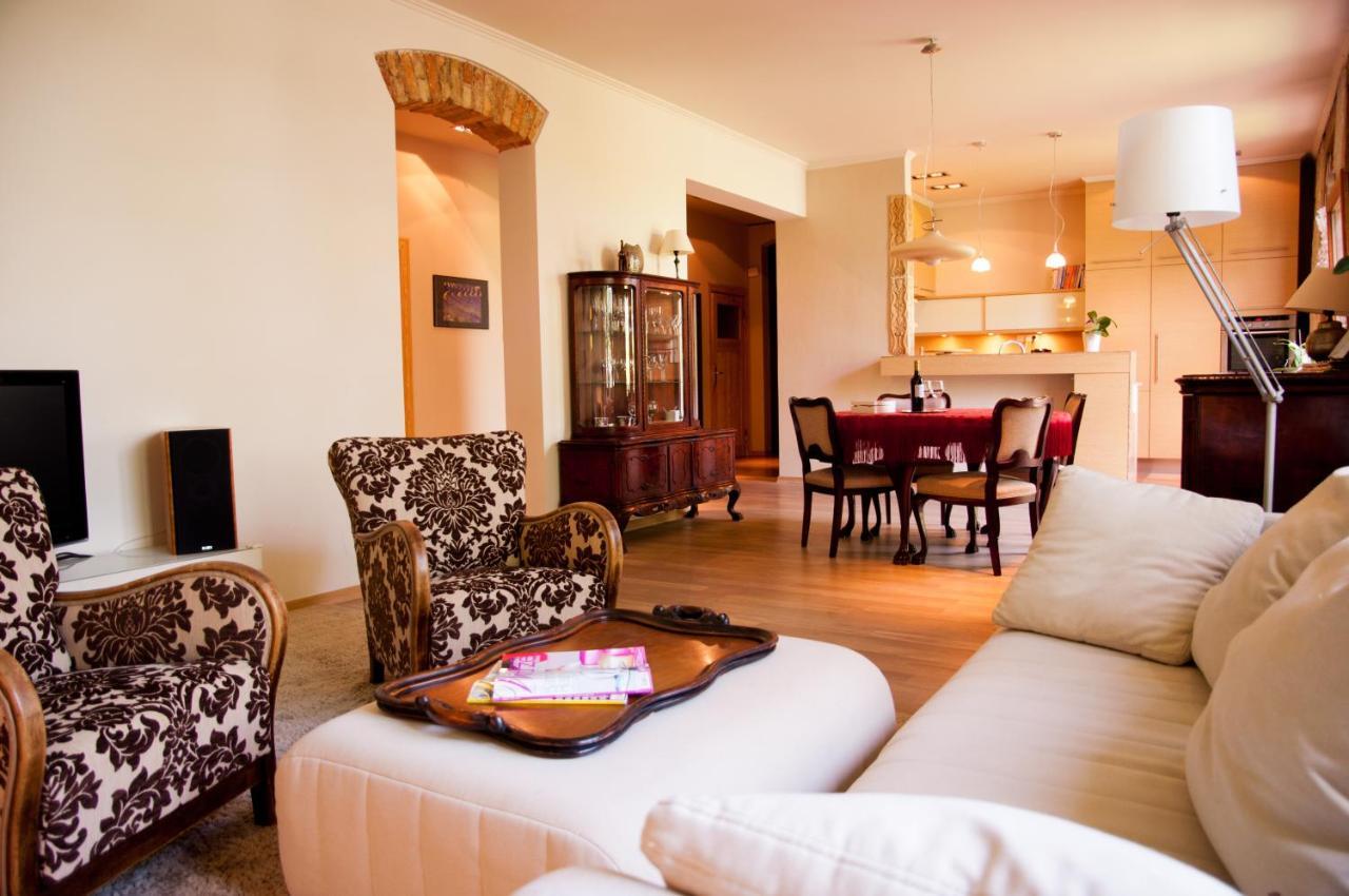 Apartamenty 23 Poznan Ruang foto